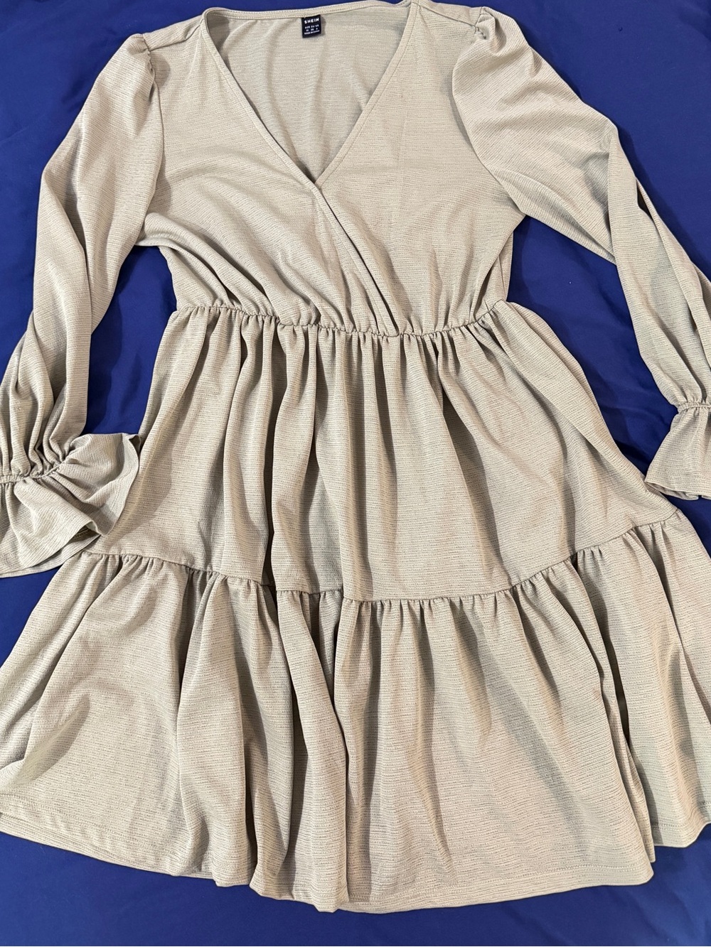 SHEIN Green Tiered V-Neck Mini Dress